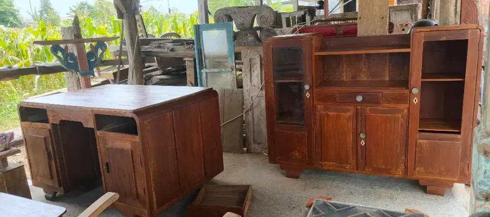 Bufet bekas kayu jati lawas