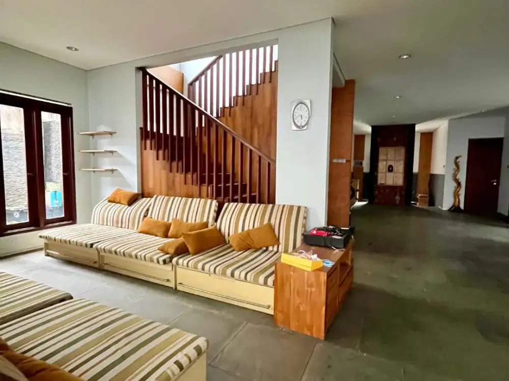 DiJual Rumah Minimalis Lingkungan Tenang dan Asri di Setiabudi Bandung dekat Kampus UPI
