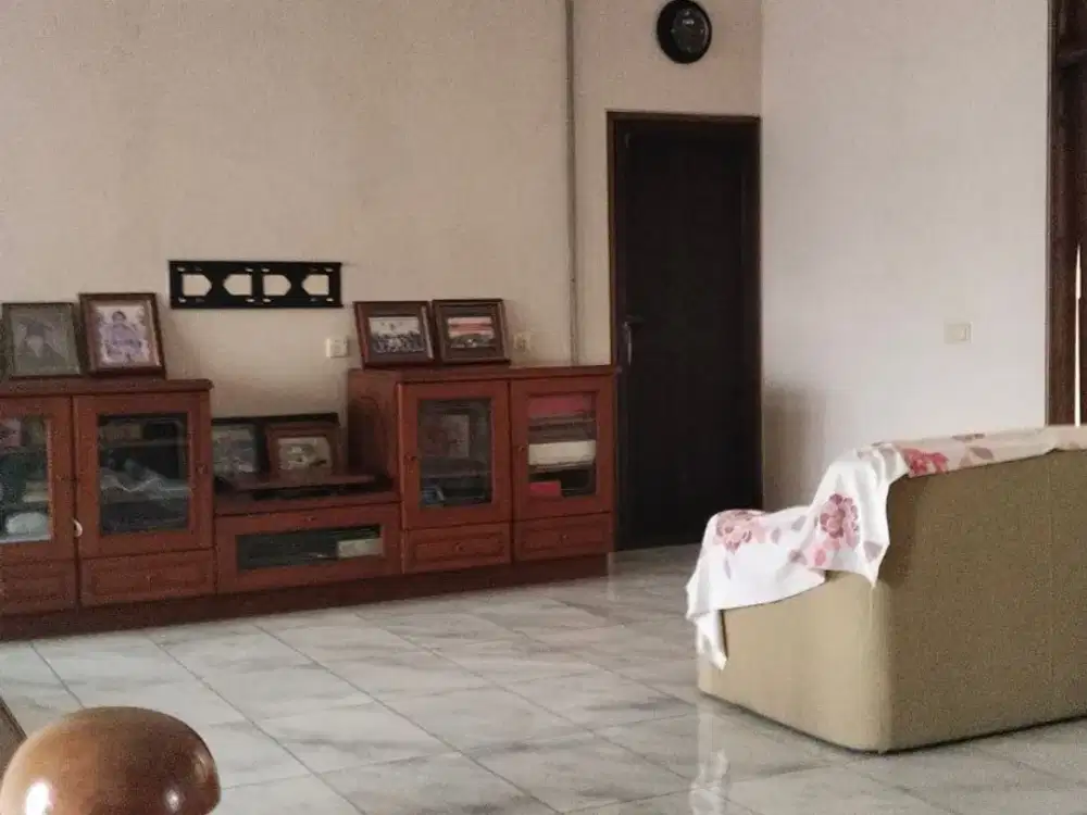 Dijual Rumah di Taman Kedoya Baru, jakarta Barat