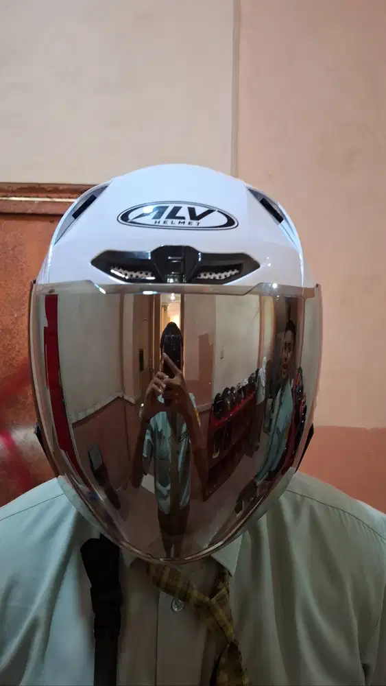 Di jual helm ALV Ultron, Helm Half Face Warna Putih Sudah SNI