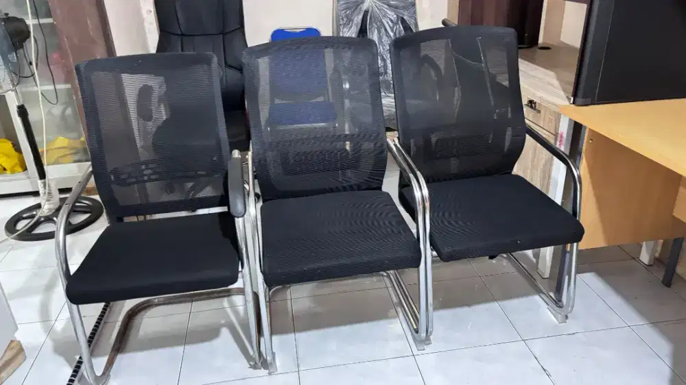 Promo kursi hadap jaring & kursi hadap kulit reject