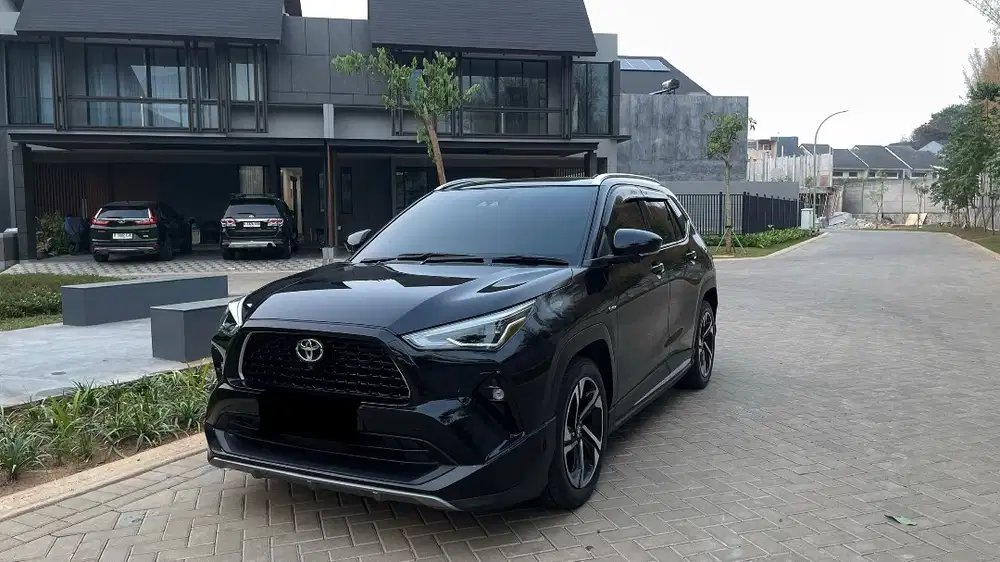 (CASH)(Low Km)TOYOTA YARIS CROSS HEV 1.5 S GR TSS Hybrid EV CVT 2023