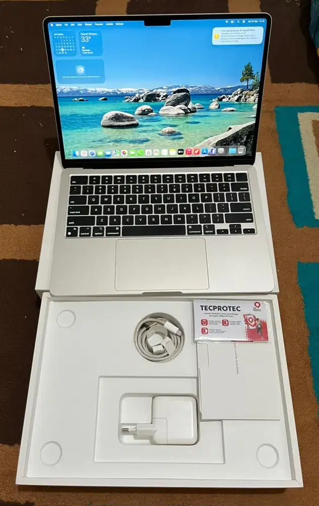 Macbook Air M2 16/256 garansi panjang