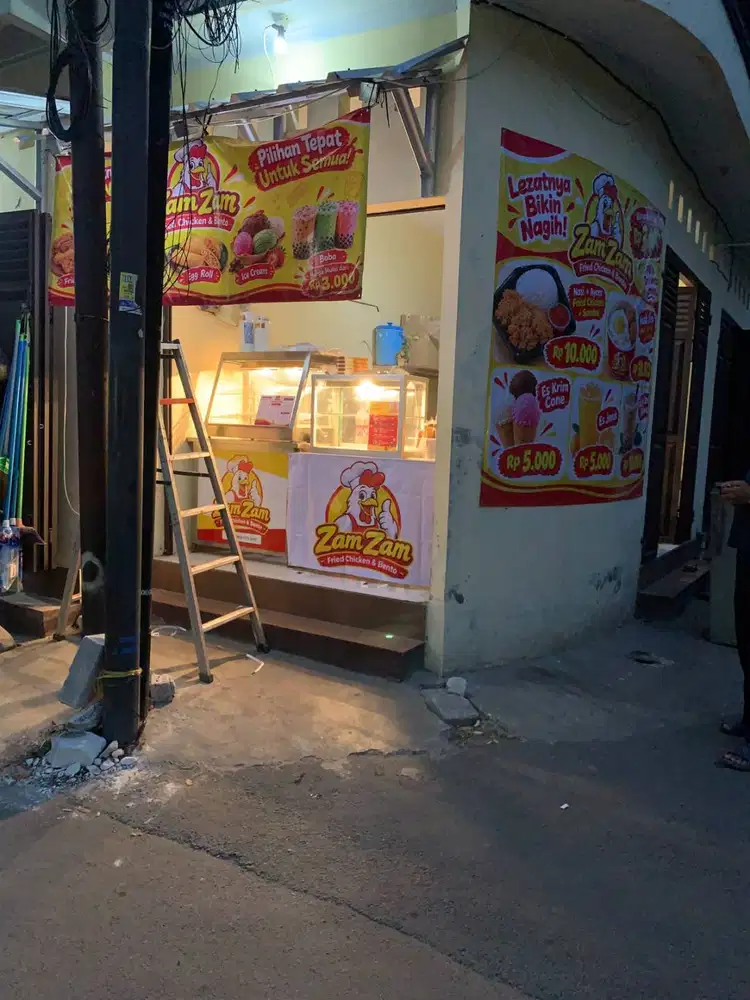 lowongan jaga kios fried chicken