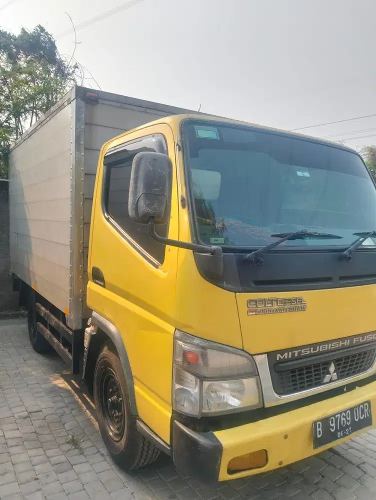 Mitsubishi Colt Diesel FE71 2017 Box Aluminium