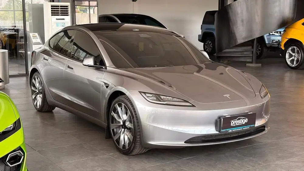 Tesla Model 3 RWD Facelift 2025