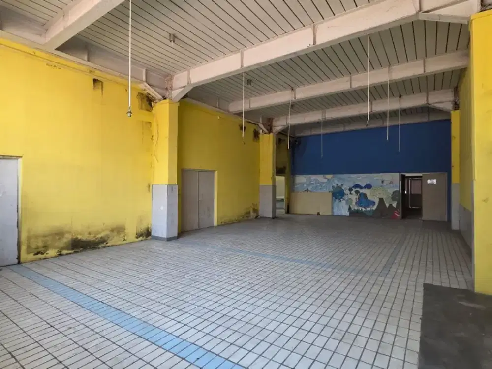 Disewakan Ruang Usaha Luas Strategis di Setiabudi Bandung