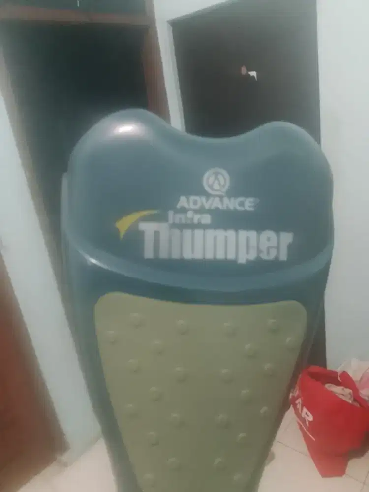 Alat pijat infra thumper