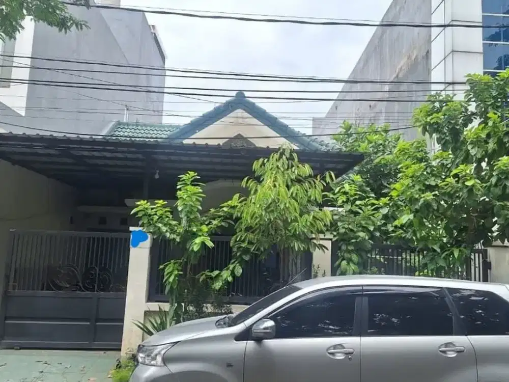Dijual Rumah Kantor Gayung Kebonsari Selangkah ke Raya A Yani