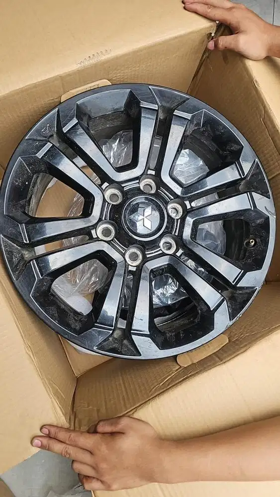 Dijual Velg MITSUBISHI TRITON/PAJERO MODEL TERBARU