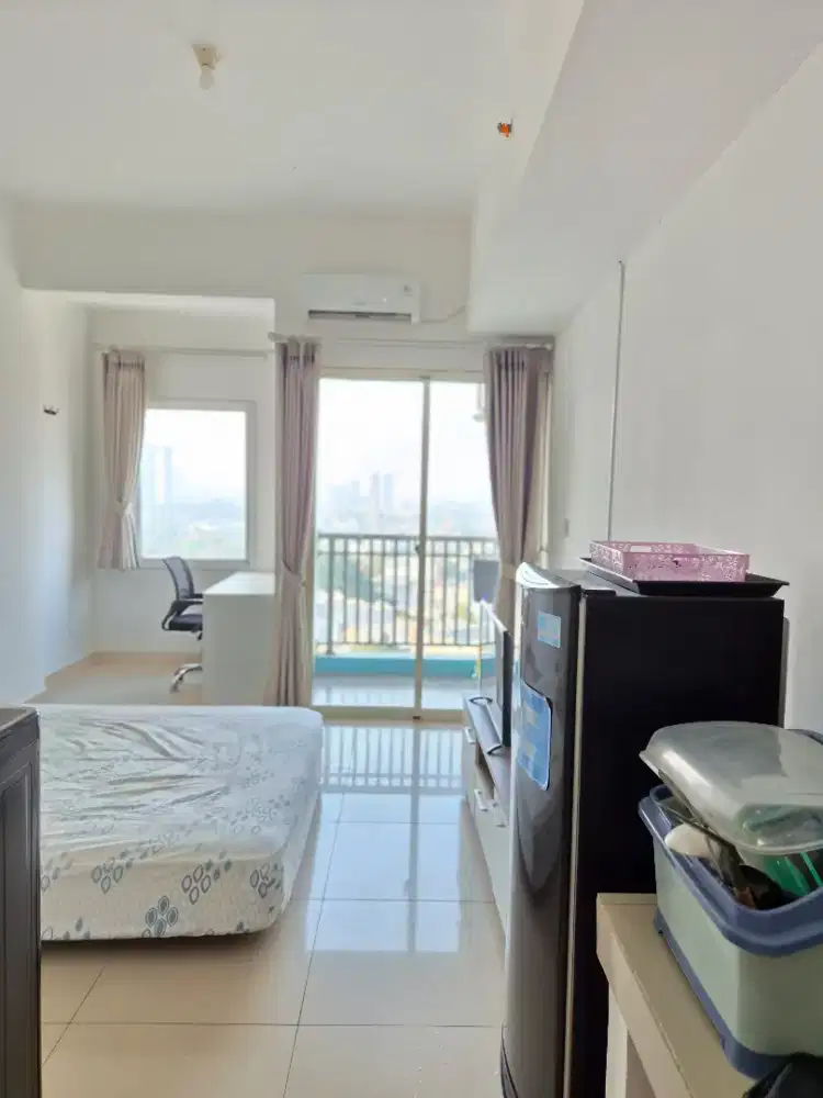 Disewakan Murah studio Furnish Apartement The nest