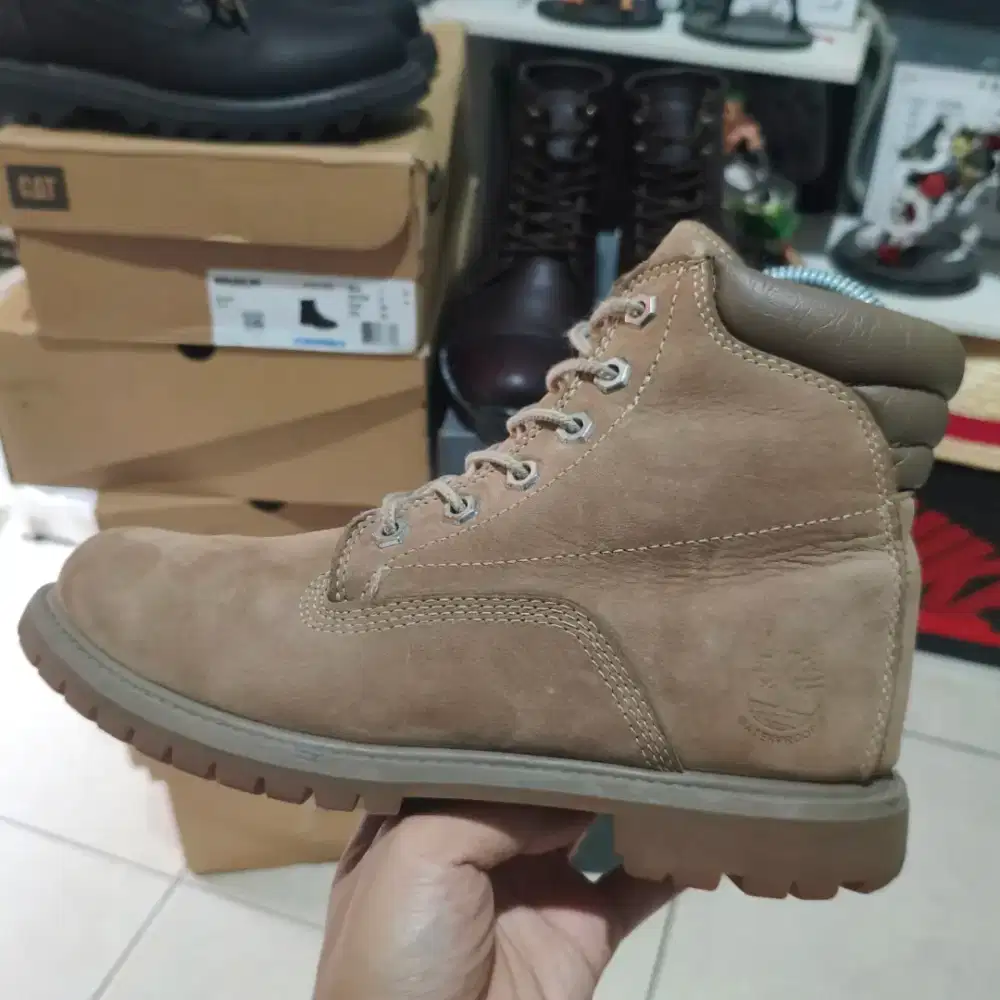 Timberland original Waterville 6-Inch Lace-Up Waterproof Boot