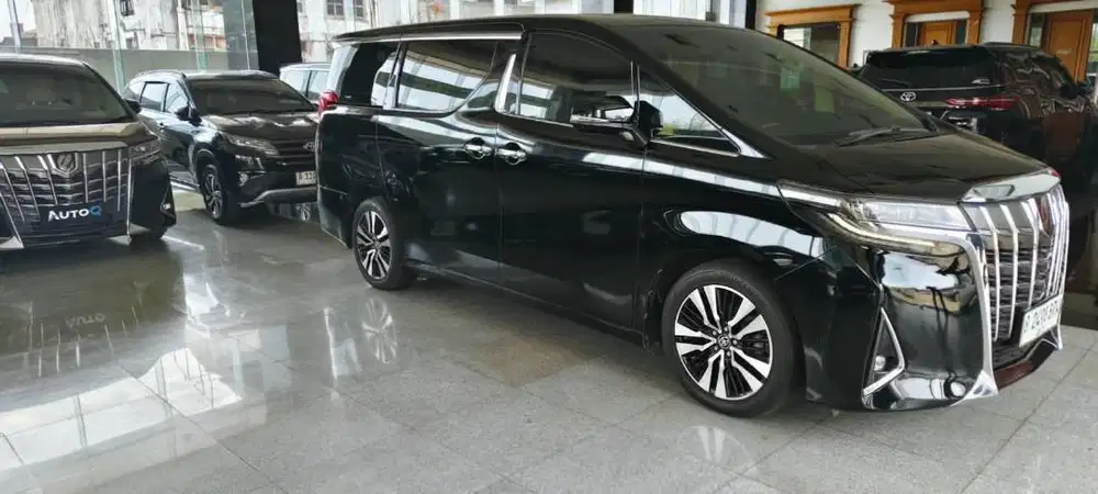 TOYOTA ALPHARD .2.5 G A/T BENSIN