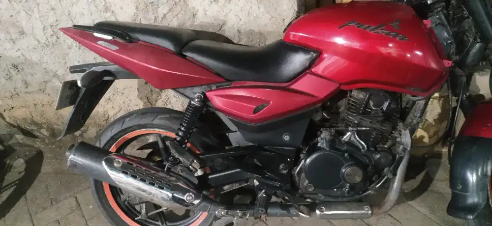 Bajaj Pulsar 180