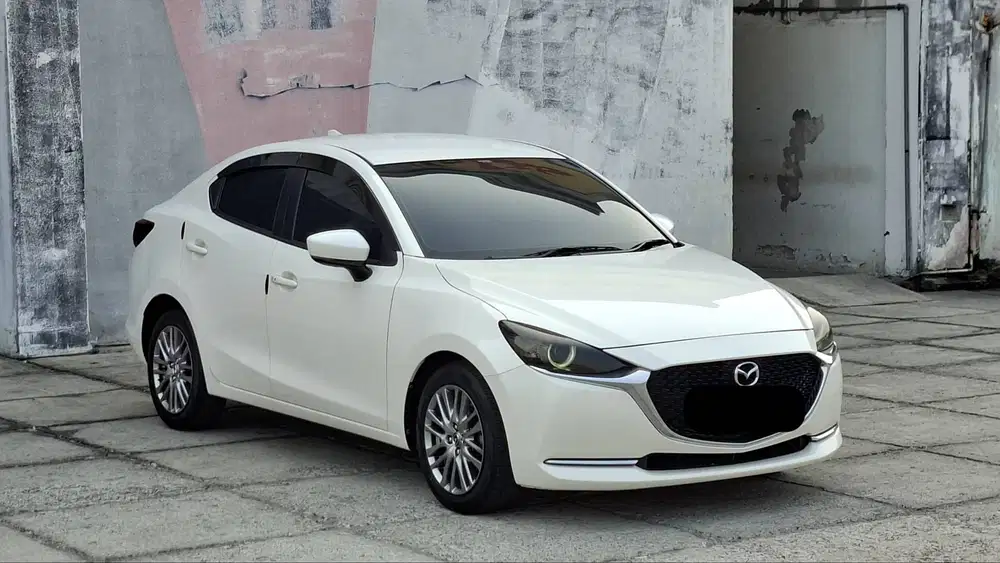 Mazda 2 GT Skyactiv Sedan 2022