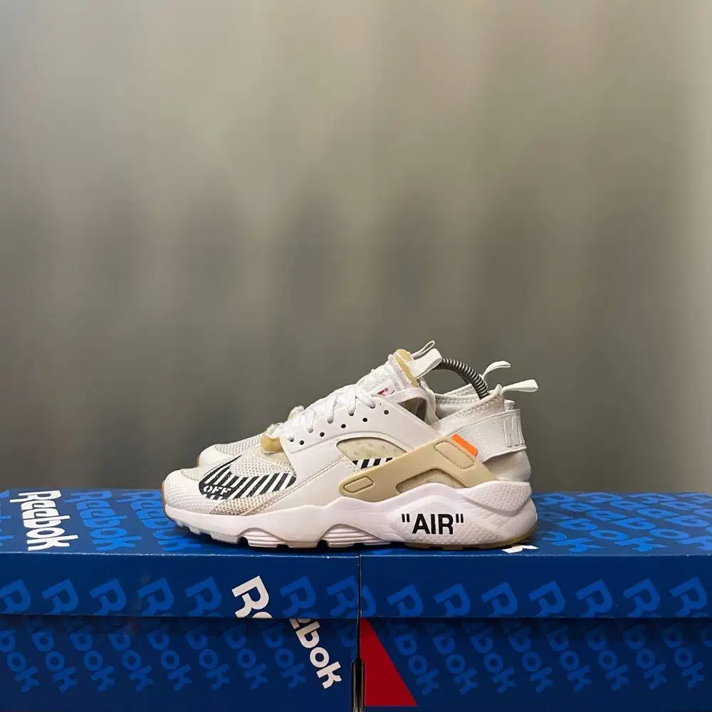 40 - Sepatu Nike Bekas Second Nike Air Huarache x OFF-WHITE Bekas Seco