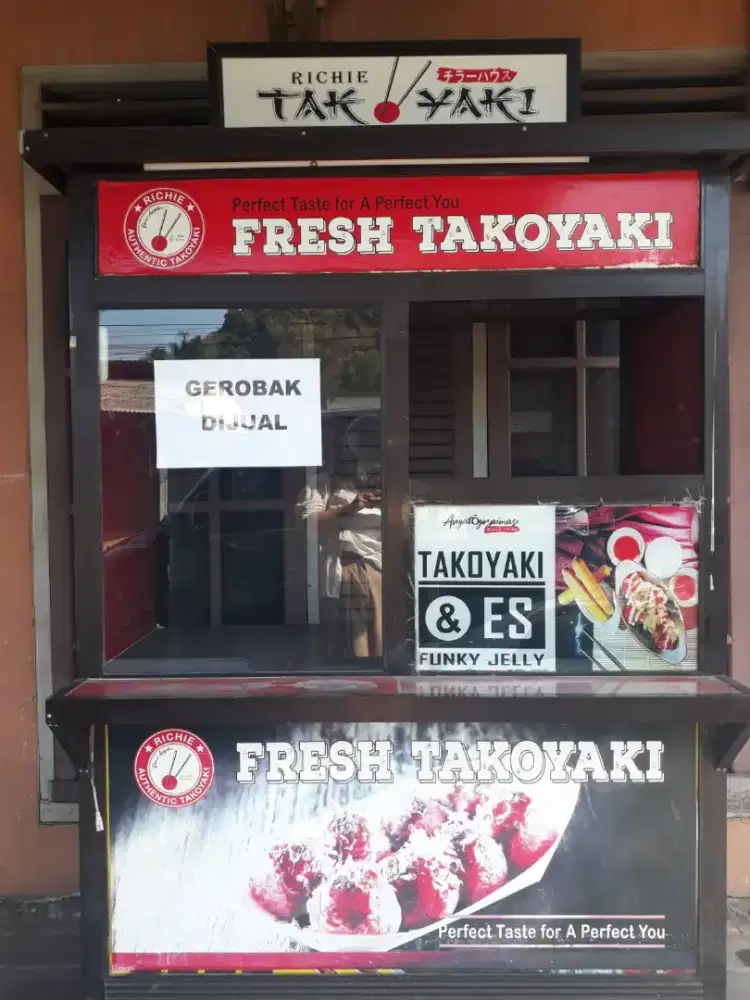 Gerobak jualan bekas