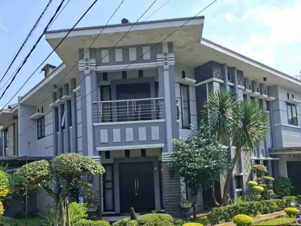 dijual aset lelang bank rumah besar komp padmae sayap kembar bandung