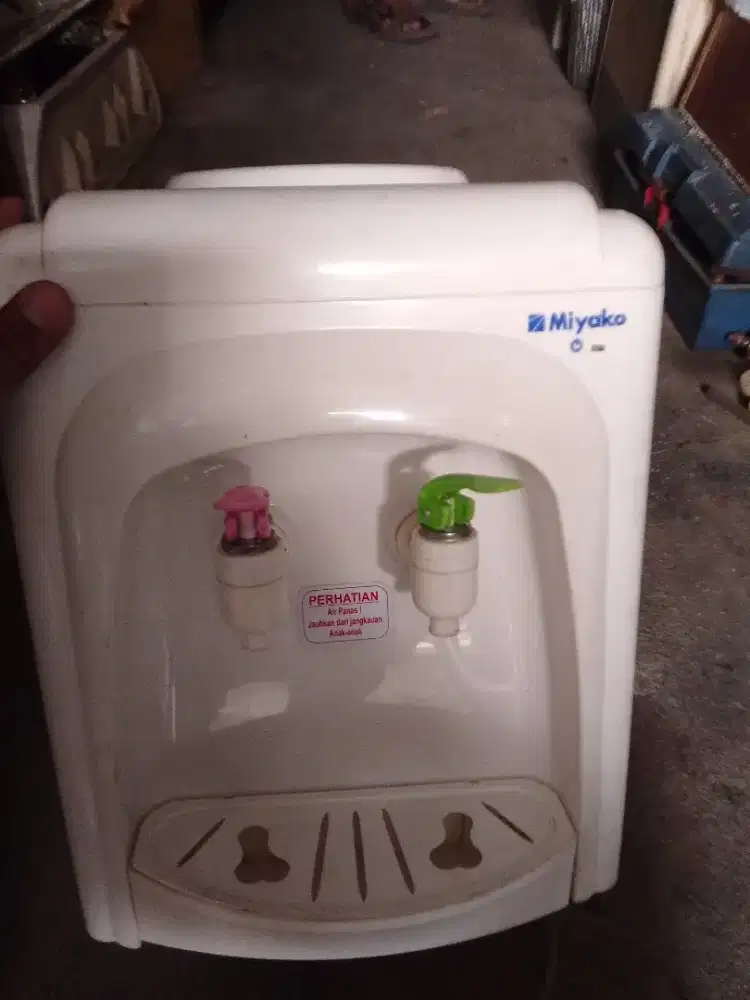 Dijual dispenser Miyako murmer aja