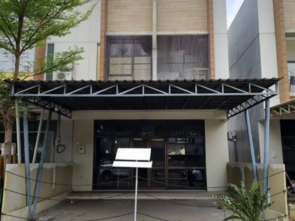 DIJUAL! Ruko 2 Lantai dengan LUAS 119m2, Posisi Hadap Selatan, Jalan Utama Boulevard, Cocok untuk Usaha, Nego