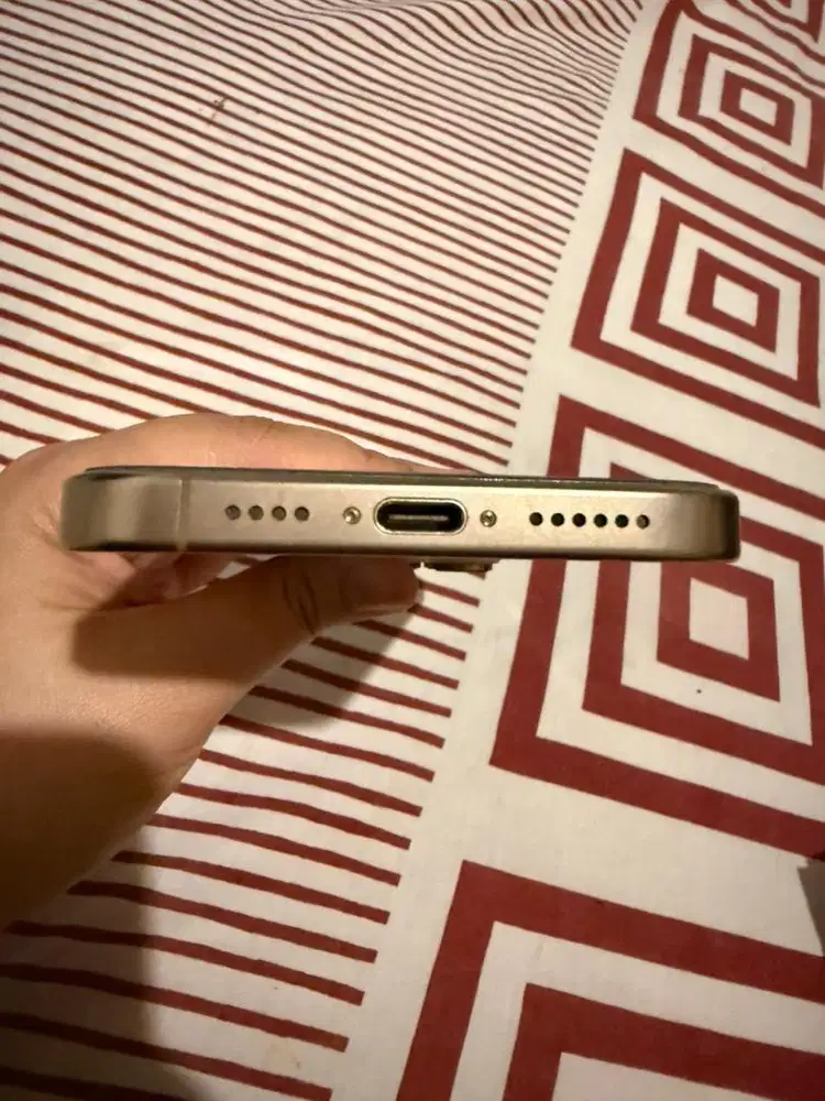 Iphone 16 promax 256 gb garansi ibox. MULUS SEMPURNA