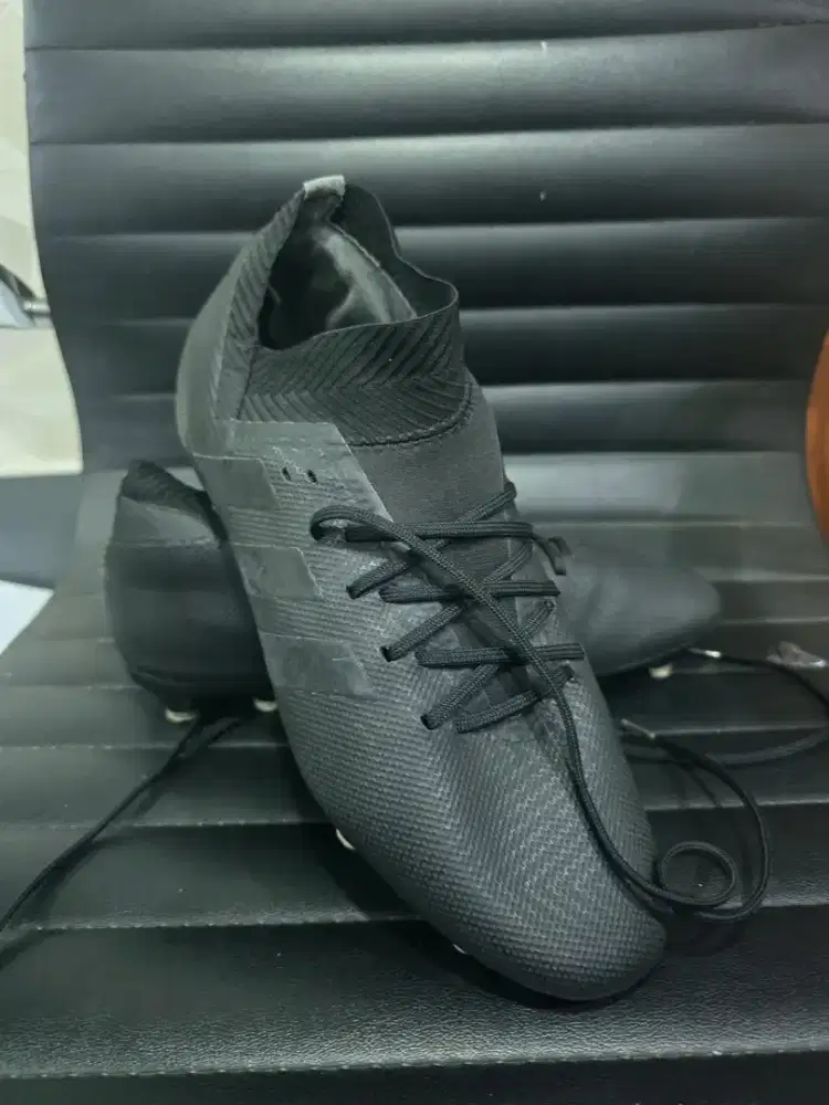 Adidas Nemesiz Second