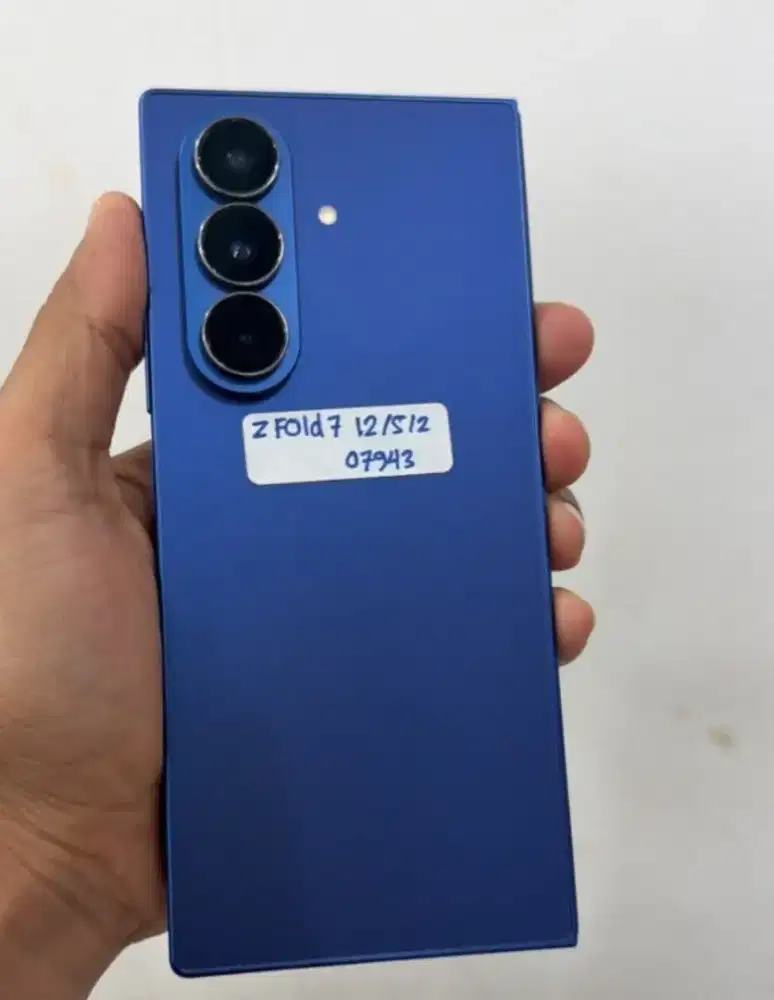 Samsung galaxy zfold 7 12/512
