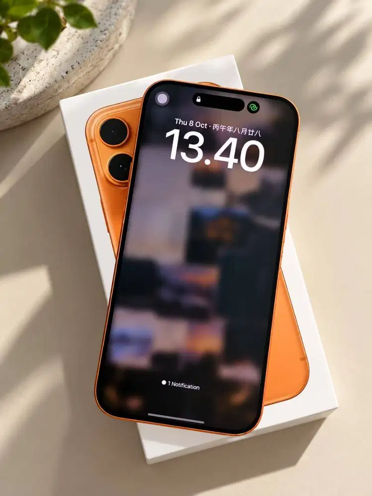 Di jual iPhone 17 Pro Max 256GB Orange Kondisi Mulus