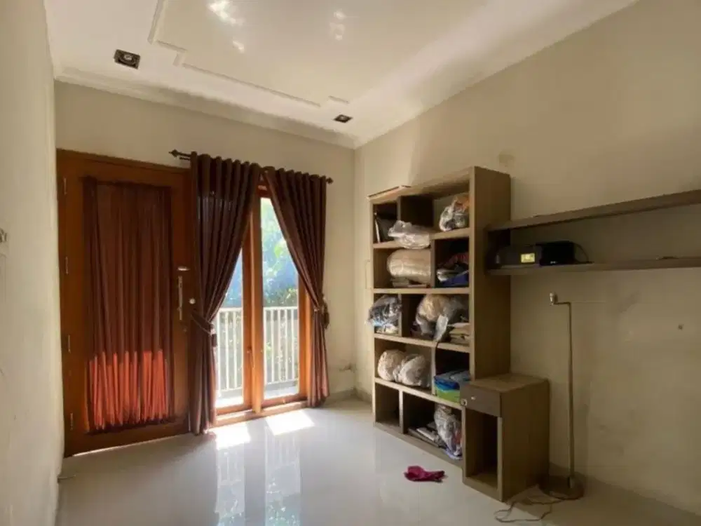 Jual Rumah 2 Lantai 4 Kamar Siap Huni di Pandanaran Hills Tembalang Semarang