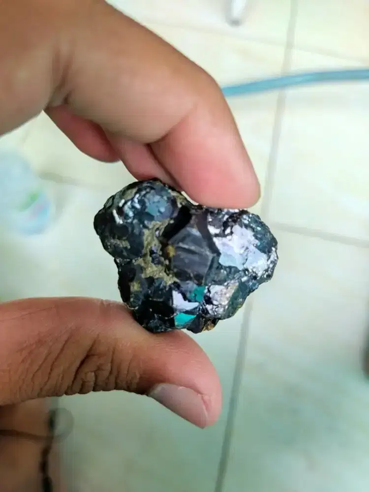 Batu kristal galena