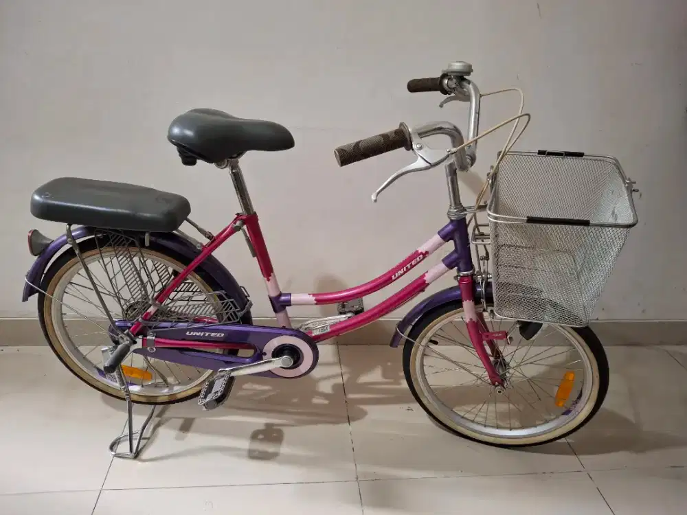 Sepeda Mini size 21 inch merk. United