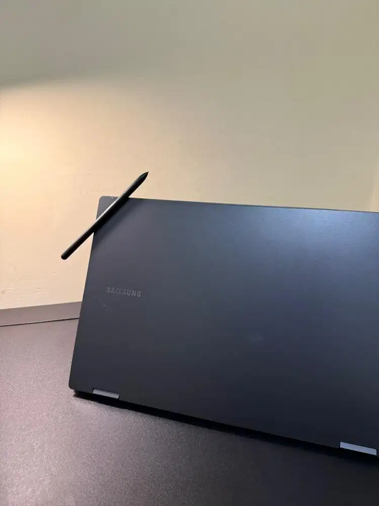 Samsung Galaxy Book2 Pro 360 RAM 32GB / SSD 1TB (Rare Spec) + S Pen