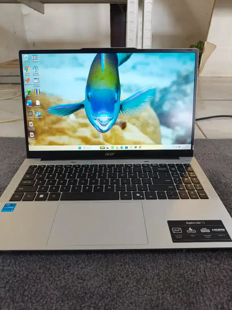 Acer aspire lite 15-71p i5