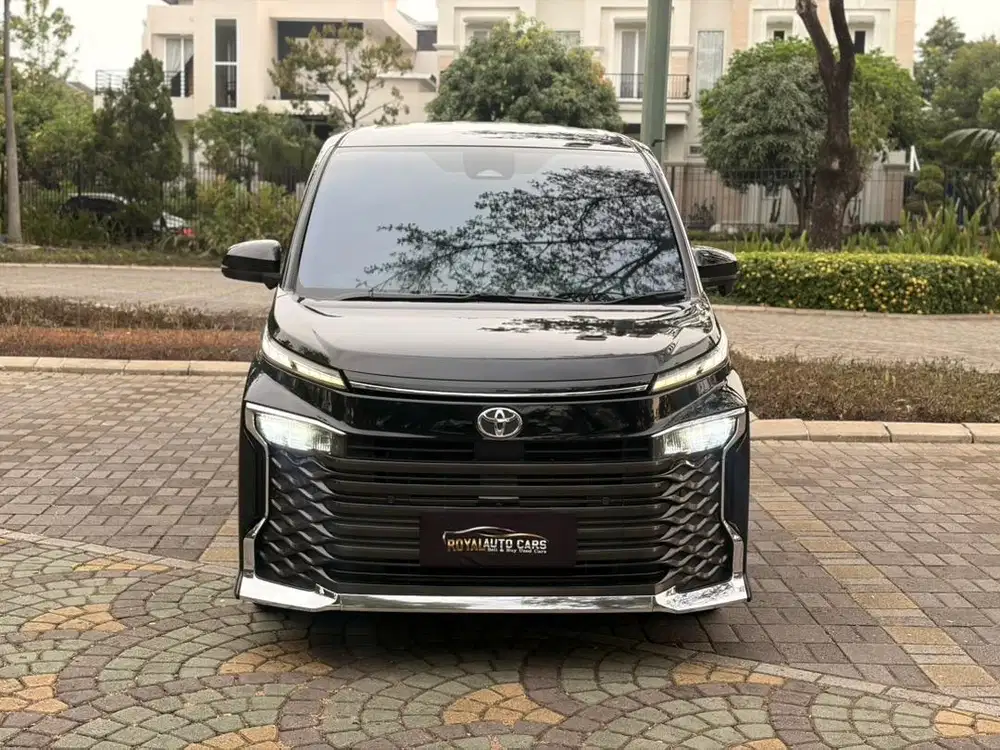 [KREDIT TANPA DP] Toyota Voxy 2.0 TSS CVT 2022