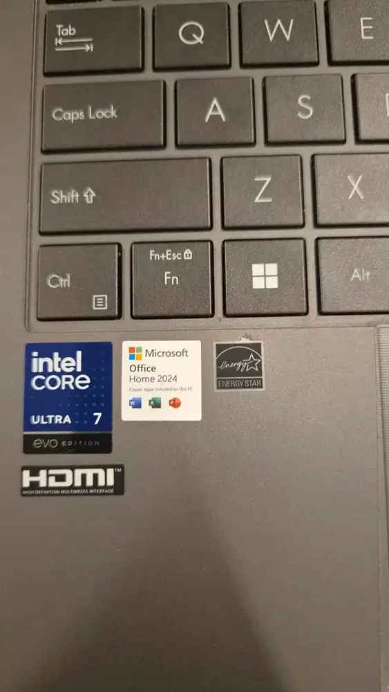 Asus Zenbook S14 OLED