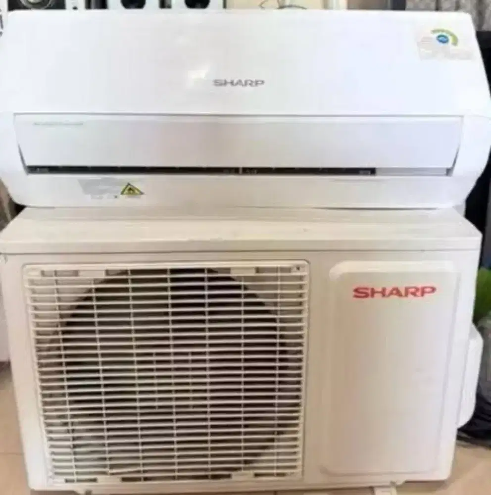 AC Sharp1/2pk masih dingin full freon