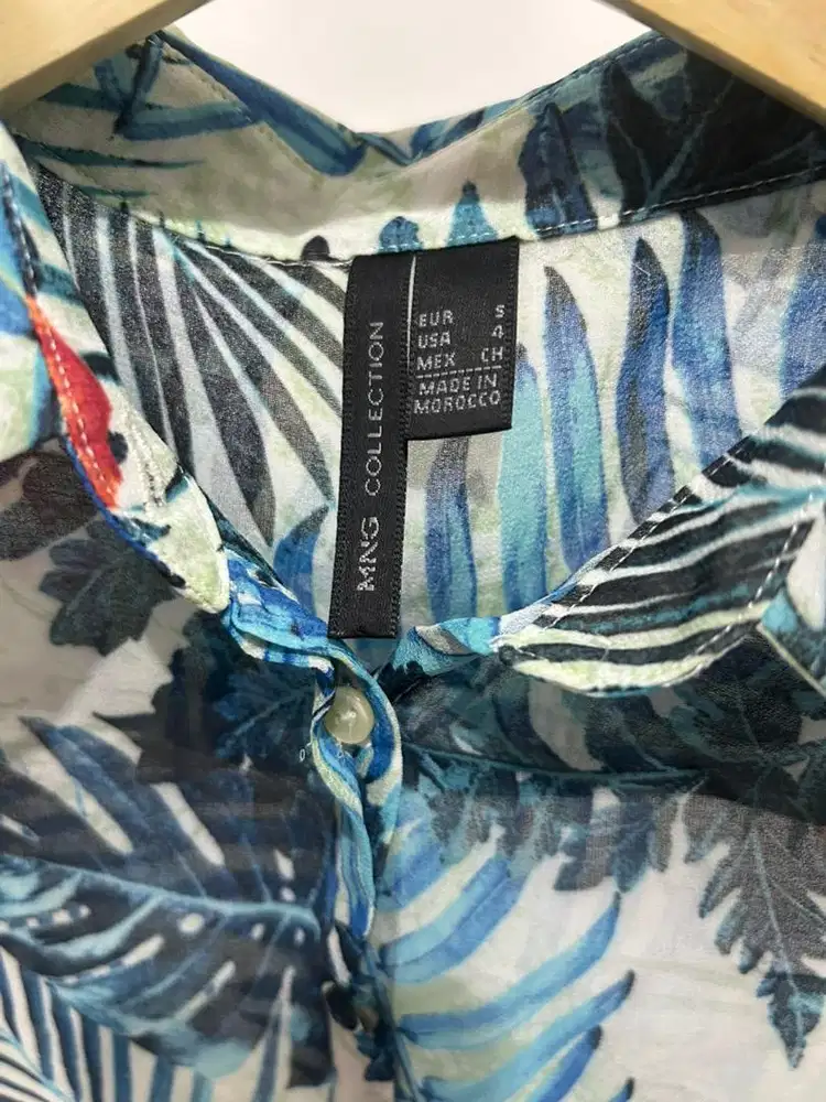 Baju Mango motif tropis