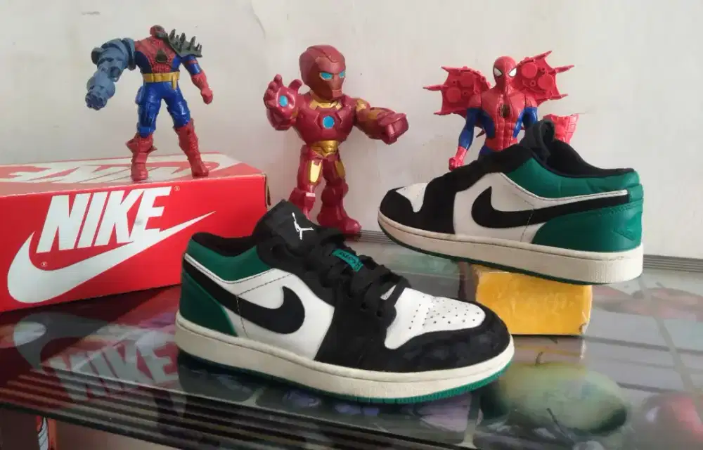 Sepatu Nike Air Jordan AJ1 low size 40