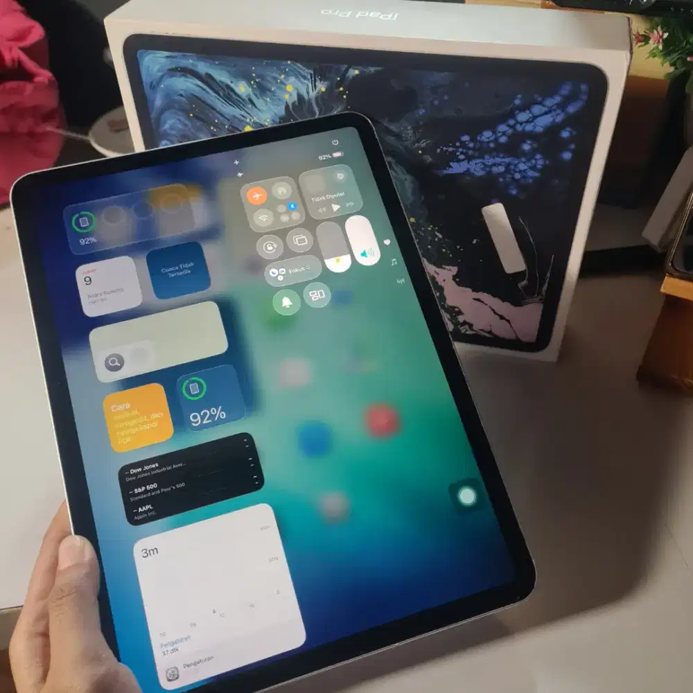 iPad Pro + Keyboard WiFi Cellular iBox Resmi