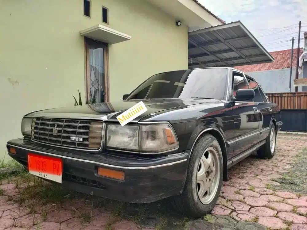 DIJUAL TOYOTA CROWN ROYAL SALOON MATIC 1991 – MILIK PRIBADI