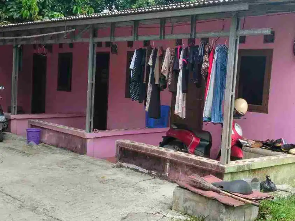 dijual cepat kontrakan murah income perbulannya dipengasinan gunung Sindur Bogor