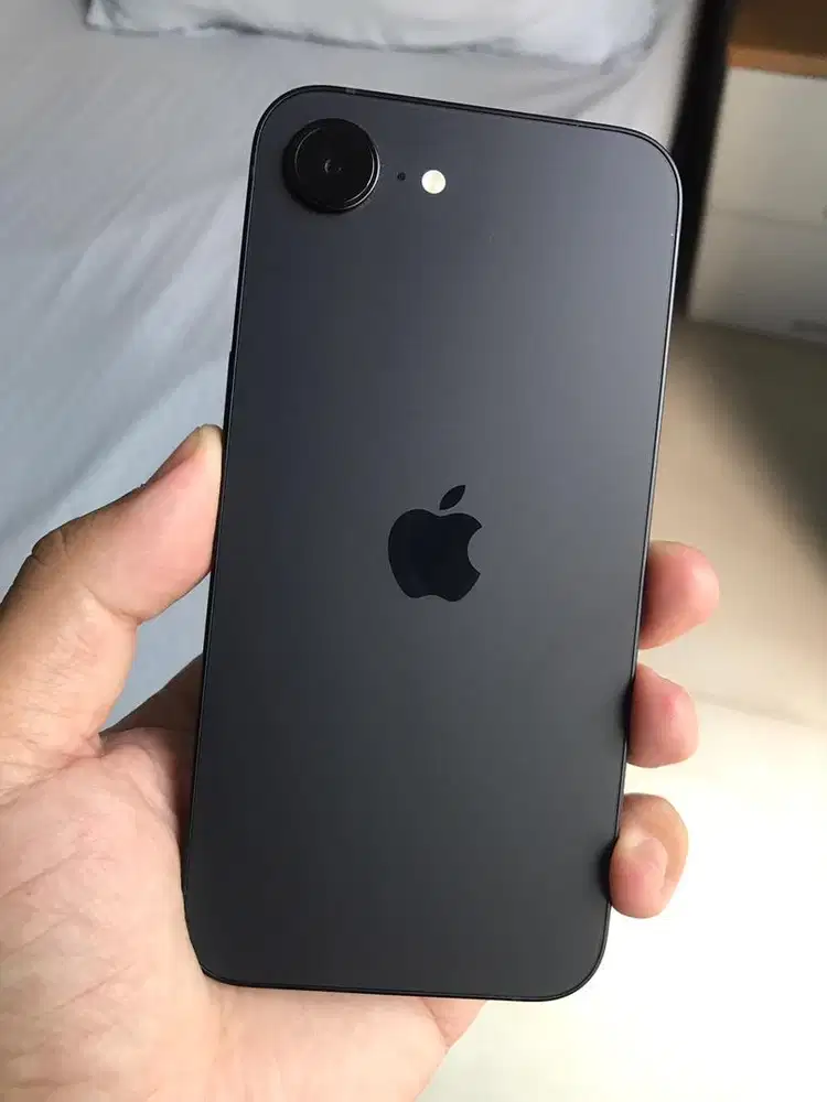 FS iPhone 16e 128 Black iBox Second Like New