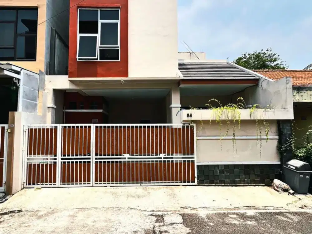 RAWAMANGUN RUMAH TUMBUH 2 LANTAI DEKAT KEMANA MANA STRATEGIS KOMPLEK NYAMAN DA14