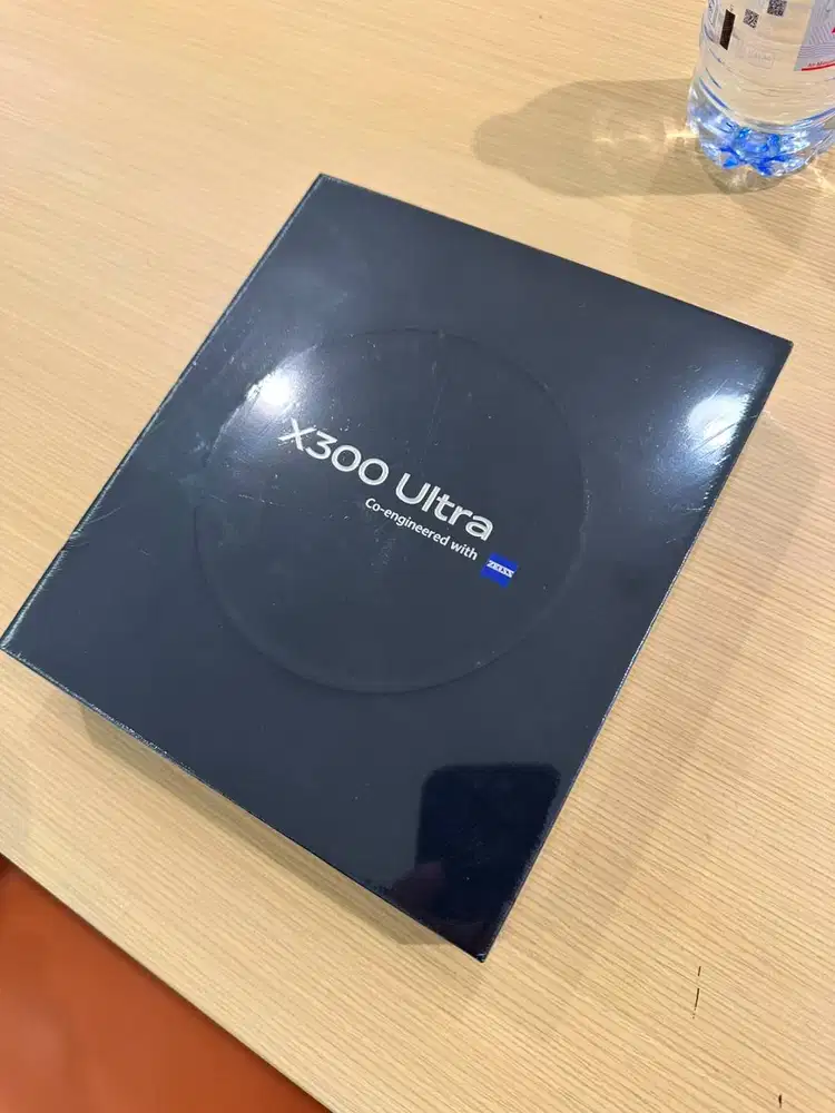 Vivo X300 Ultra 16GB/1TB Garansi Resmi Second Fullset Original