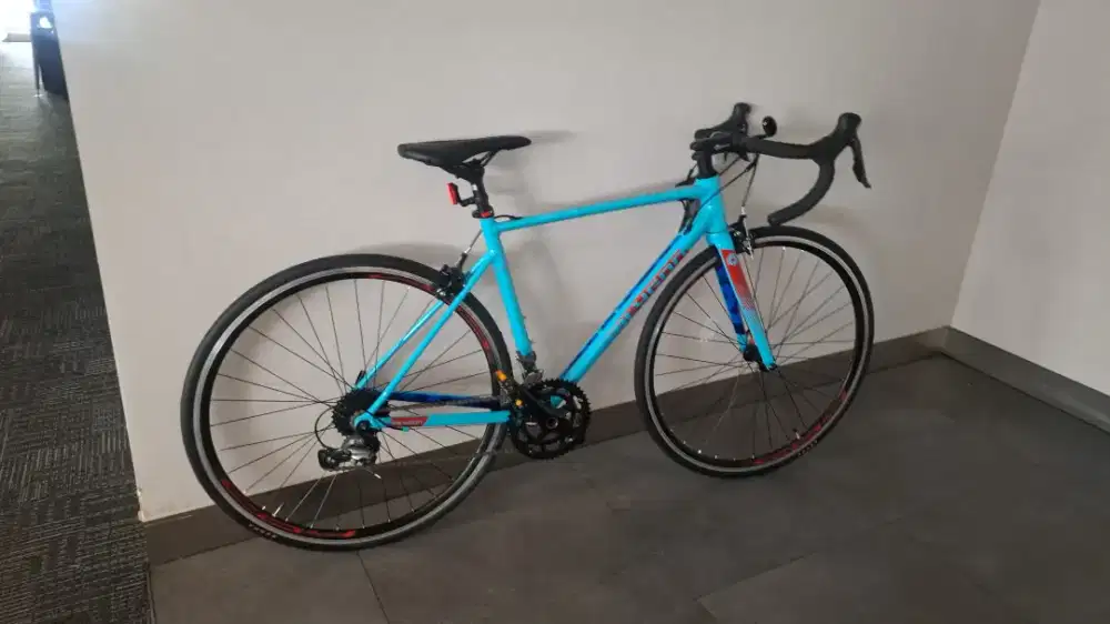 Dijual Polygon Strattos S2