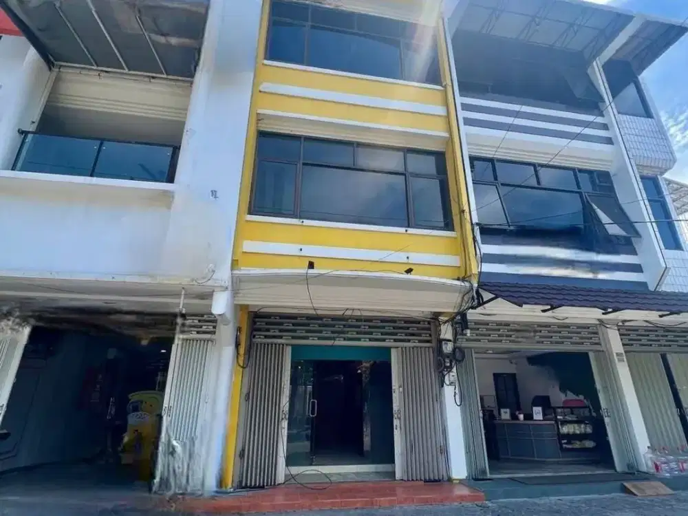 Disewakan ruko 3 lantai jalan raya dharmahusada dr moestopo