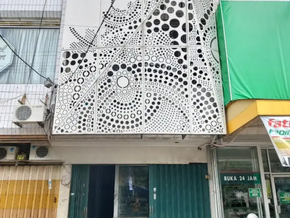 Ruko Raya Dharmahusada Strategis