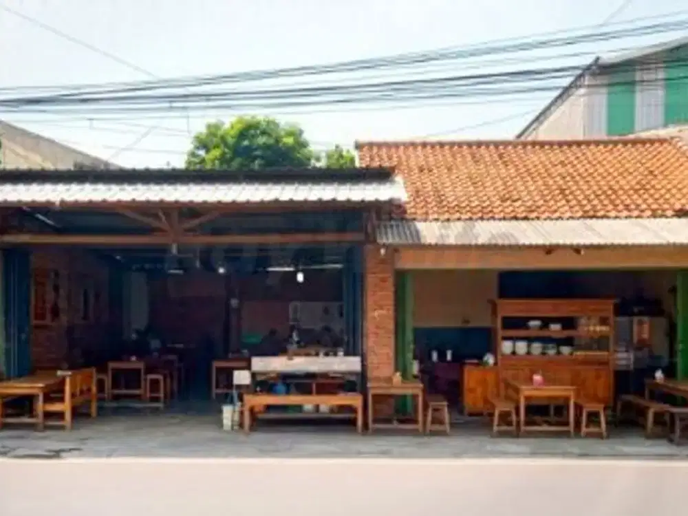 Dijual Ruang Usaha di Jl. Slamet Riyadi Makamhaji Kartasura Sukoharjo Jawa Tengah