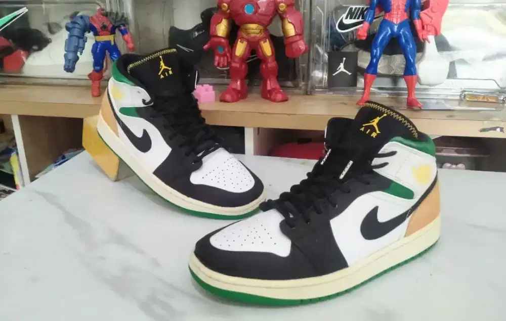 Sepatu Nike Air  Jordan 1 Mid Oakland