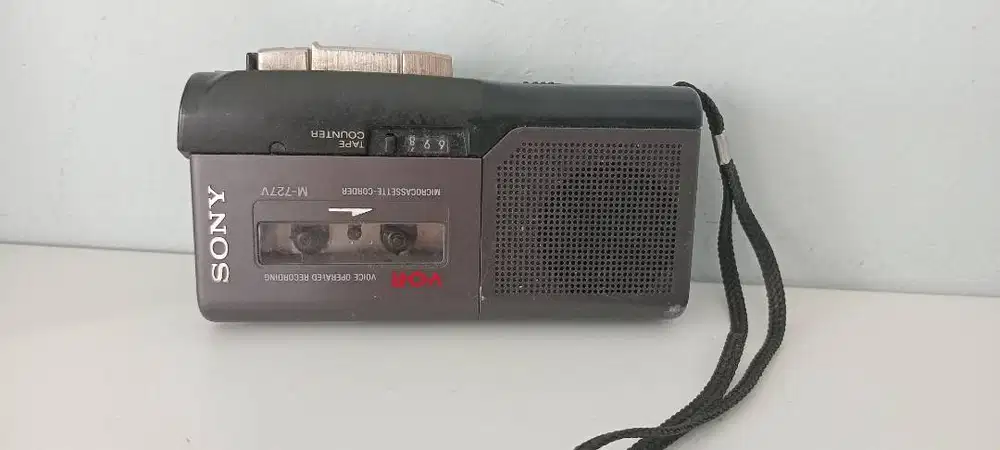 Sony V.O.R M727V second